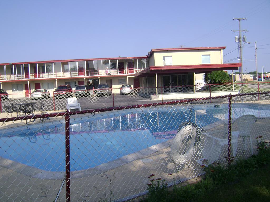 Seaway Motel Roosevelt Park Ngoại thất bức ảnh