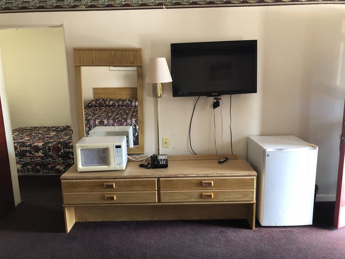 Seaway Motel Roosevelt Park Ngoại thất bức ảnh