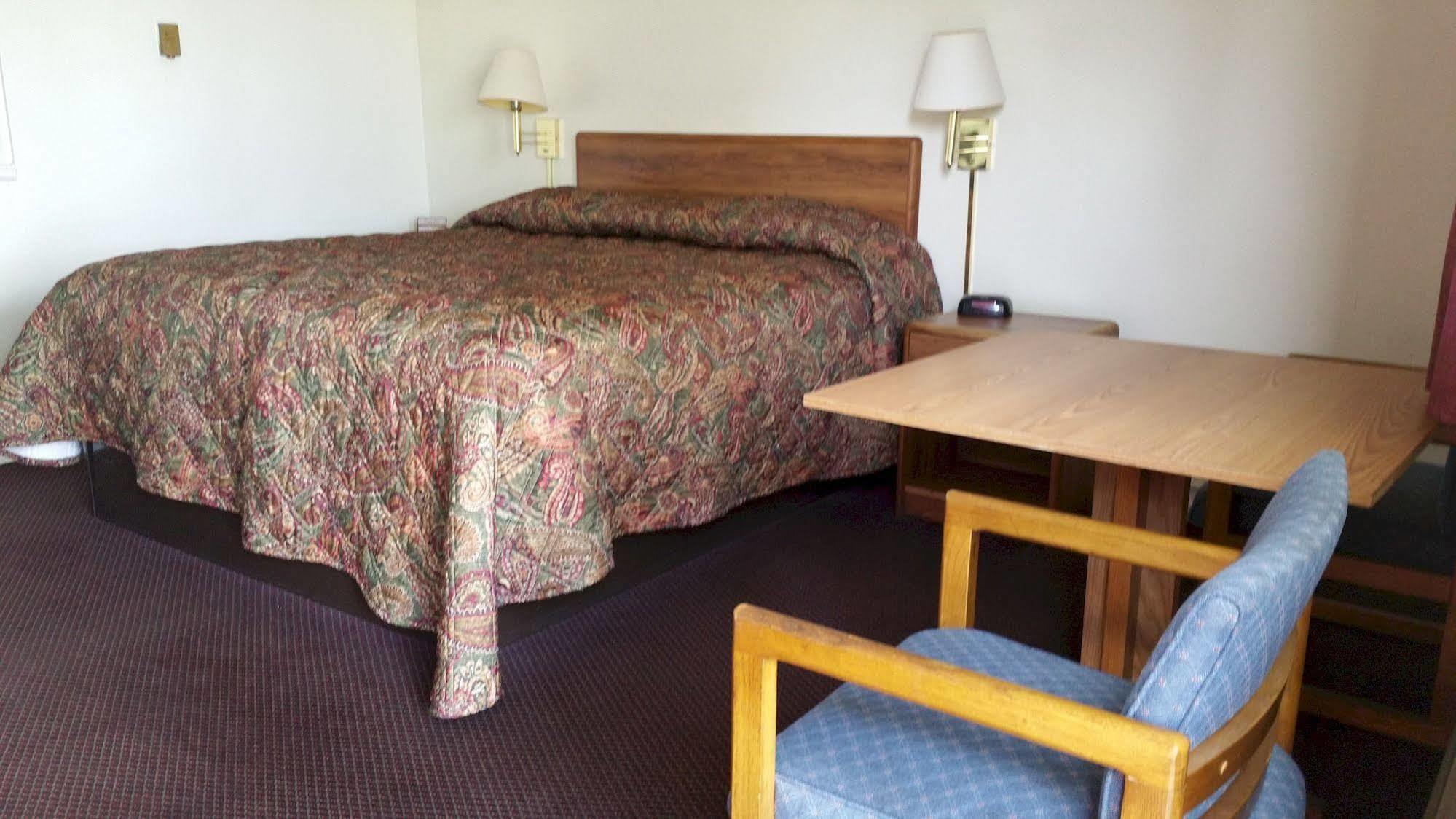 Seaway Motel Roosevelt Park Ngoại thất bức ảnh